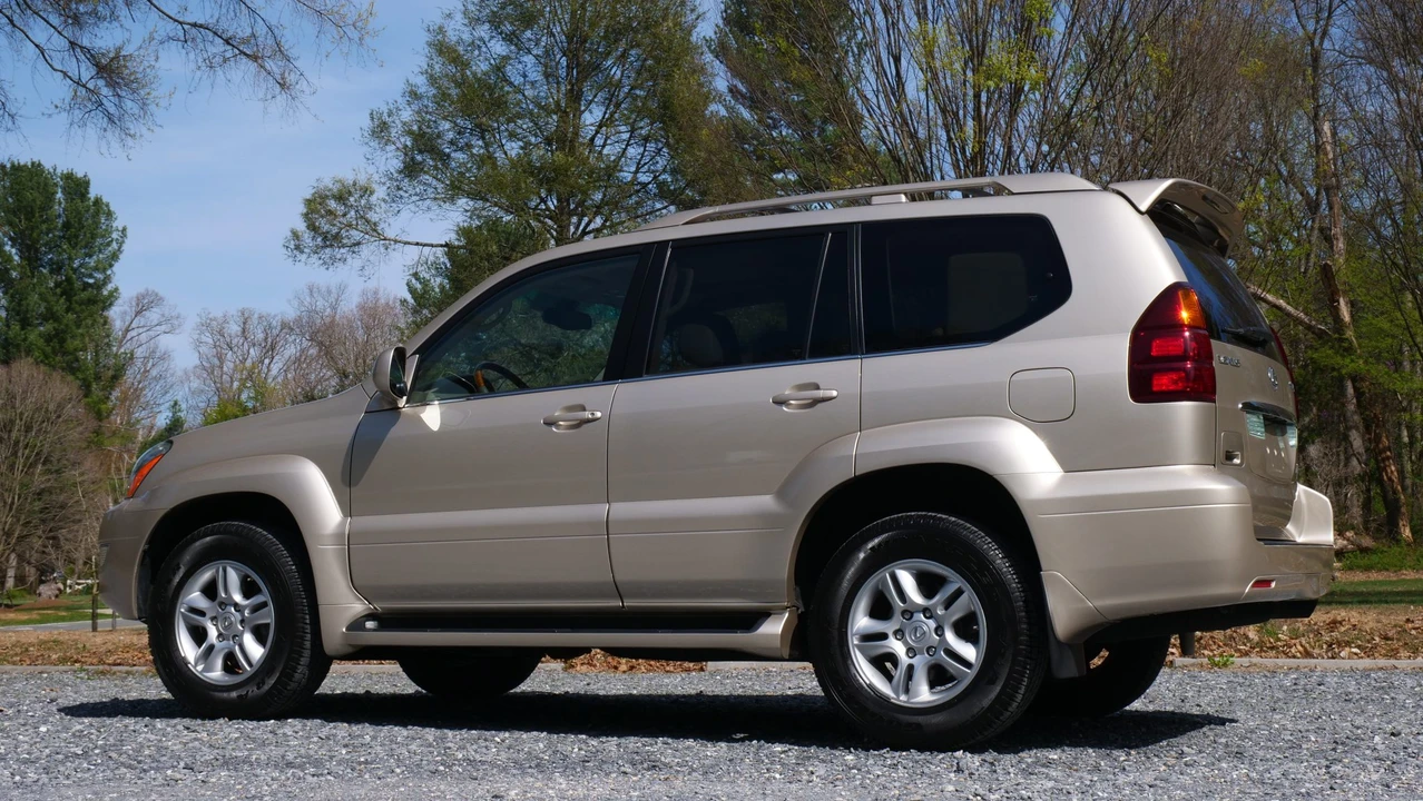 2006 Lexus GX 1st Gen - Image 21 of 31