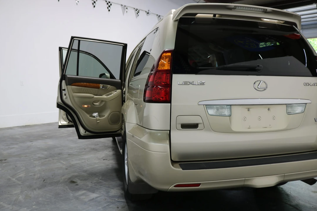 2006 Lexus GX 1st Gen - Image 10 of 31