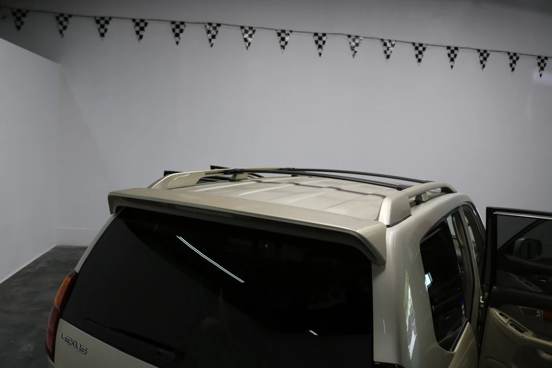 2006 Lexus GX 1st Gen - Image 19 of 31