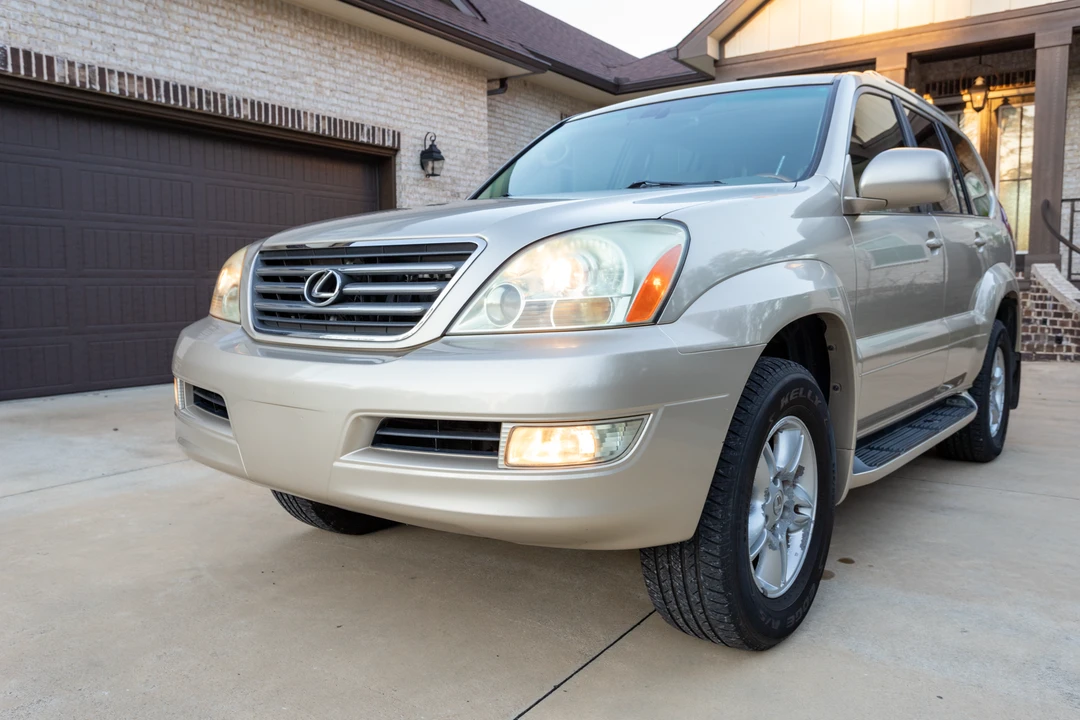 2006 Lexus GX 1st Gen - Image 2 of 31
