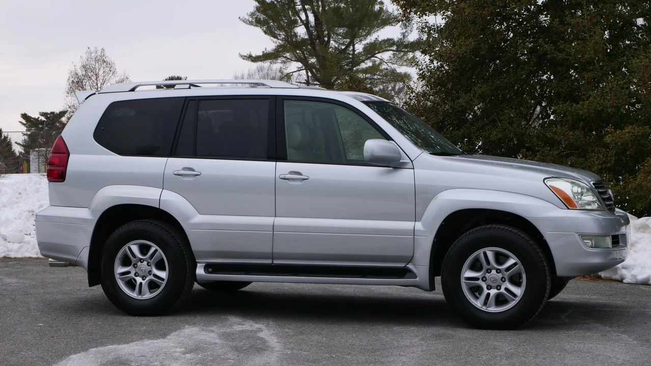 2006 Lexus GX 2nd Gen - Image 16 of 31