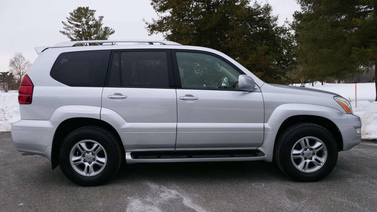 2006 Lexus GX 2nd Gen - Image 18 of 31