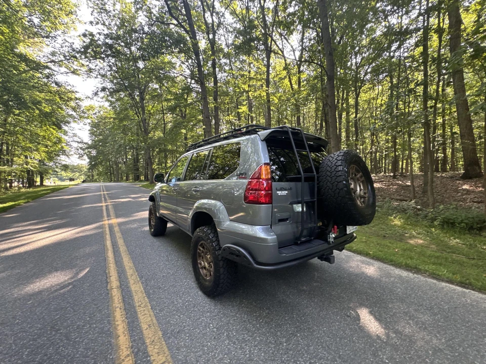 2006 Lexus GX 1st Gen - Image 11 of 31