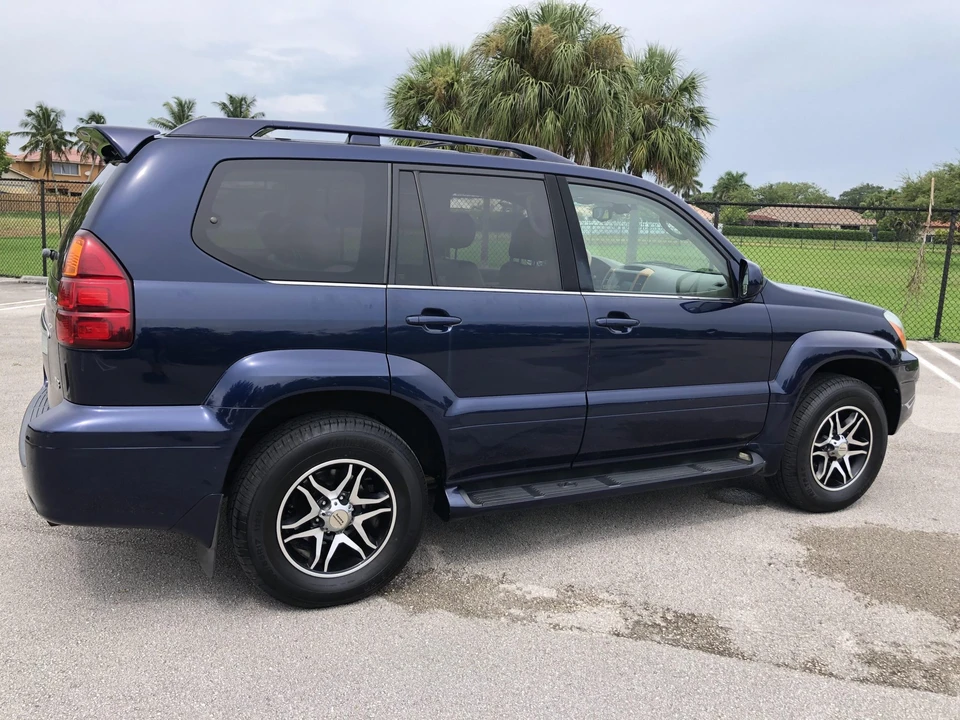 2006 Lexus GX 1st Gen - Image 23 of 31