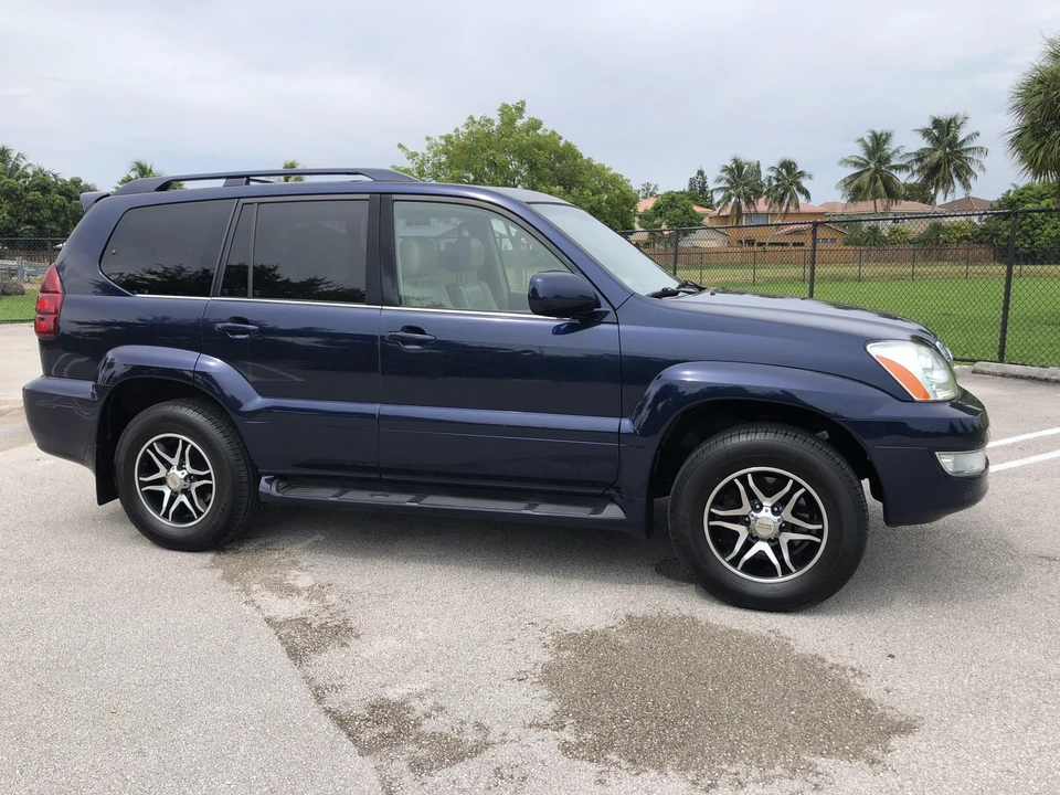 2006 Lexus GX 1st Gen - Image 17 of 31