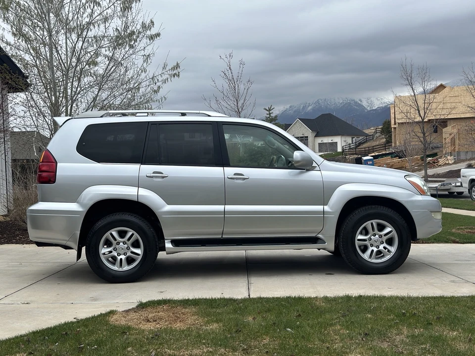 2006 Lexus GX 1st Gen - Image 6 of 31
