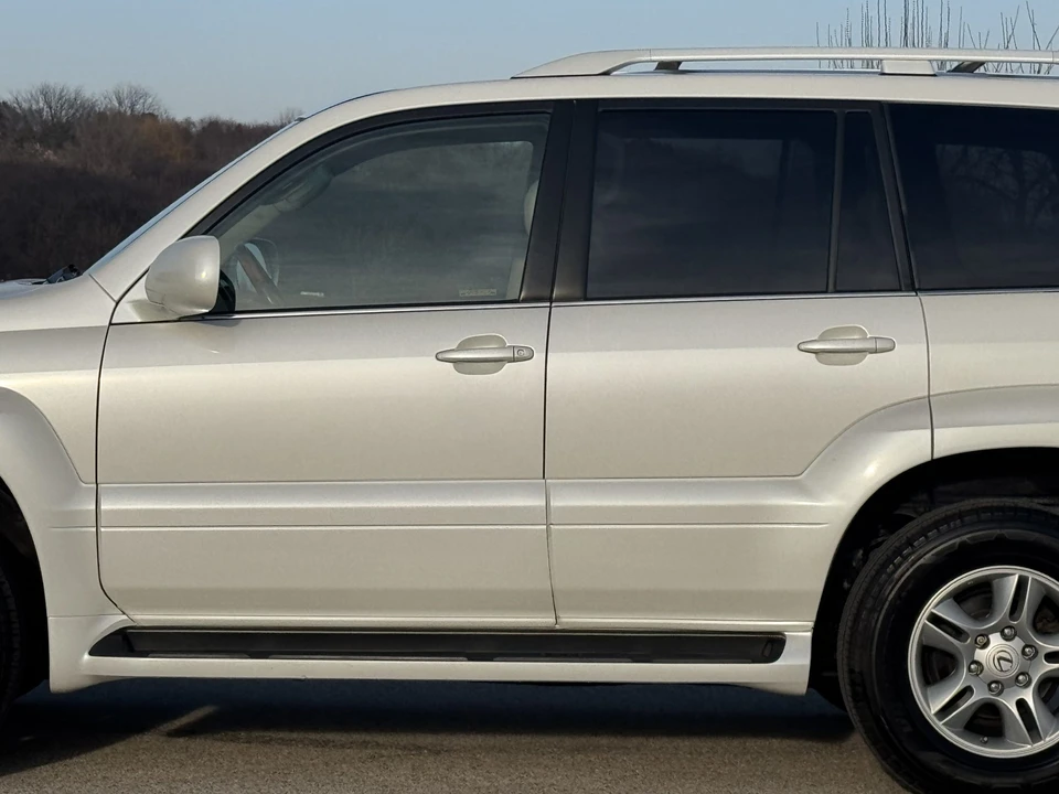 2006 Lexus GX 1st Gen - Image 28 of 31
