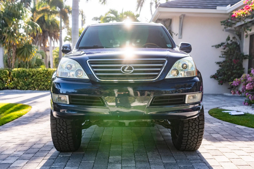 2006 Lexus GX 1st Gen - Image 2 of 31