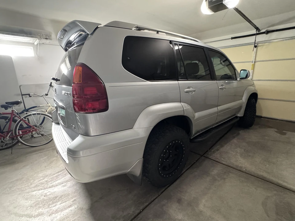 2006 Lexus GX 1st Gen - Image 30 of 31