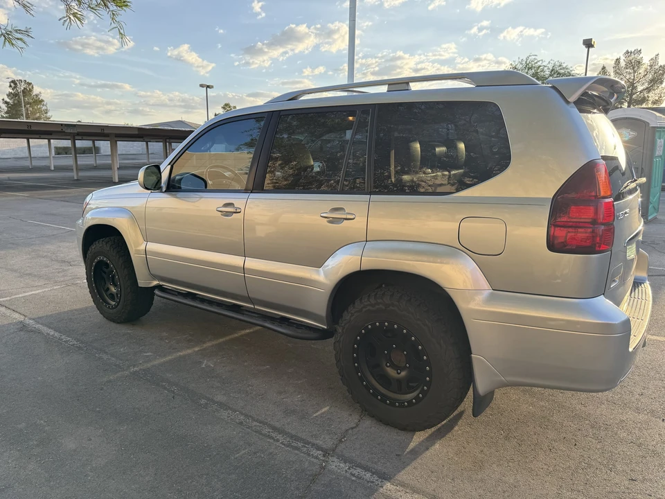 2006 Lexus GX 1st Gen - Image 22 of 31
