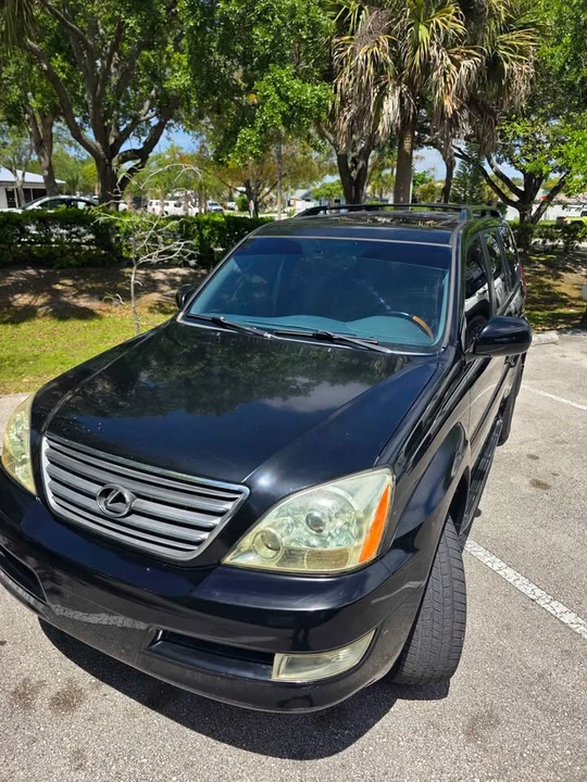 2006 Lexus GX 1st Gen - Image 2 of 10
