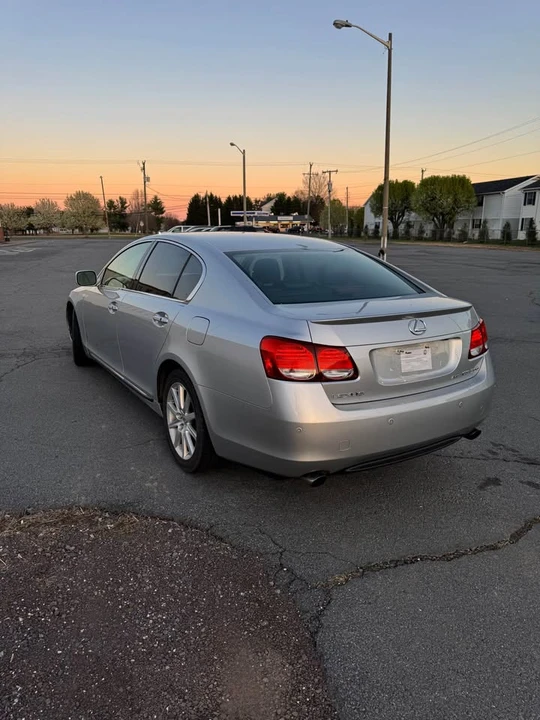 2006 Lexus GS 3rd Gen - Image 3 of 10