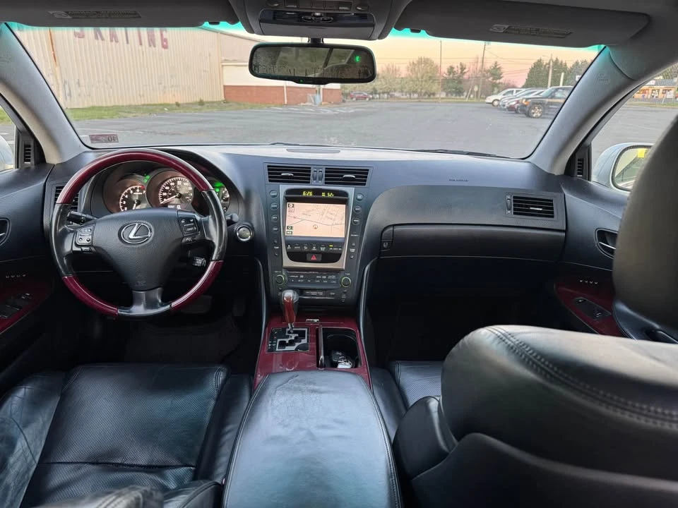 2006 Lexus GS 3rd Gen - Image 8 of 10