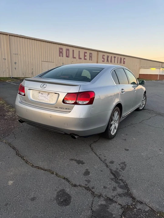 2006 Lexus GS 3rd Gen - Image 4 of 10