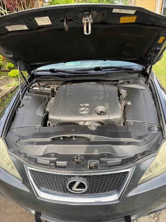 2006 Lexus IS 2nd Gen - Image 4 of 7