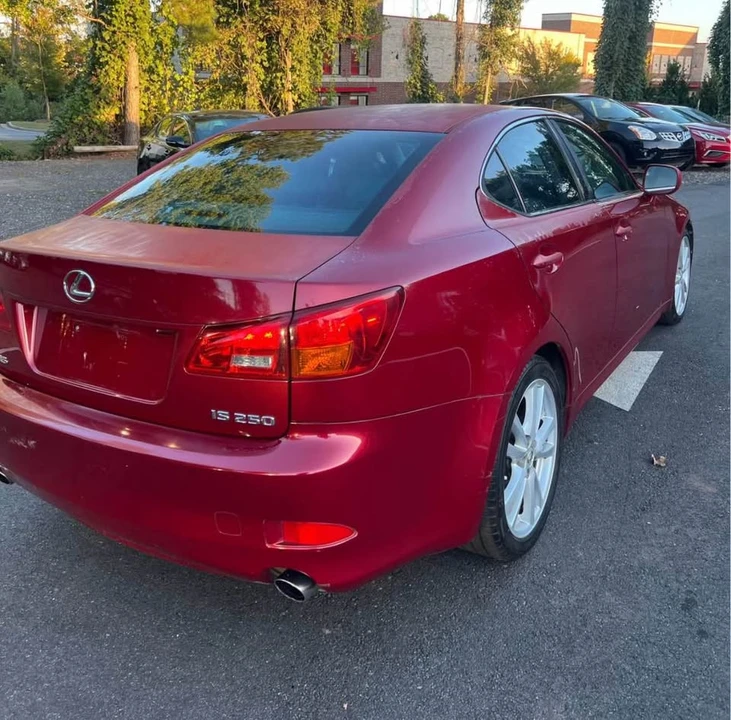 2006 Lexus IS 2nd Gen - Image 7 of 17