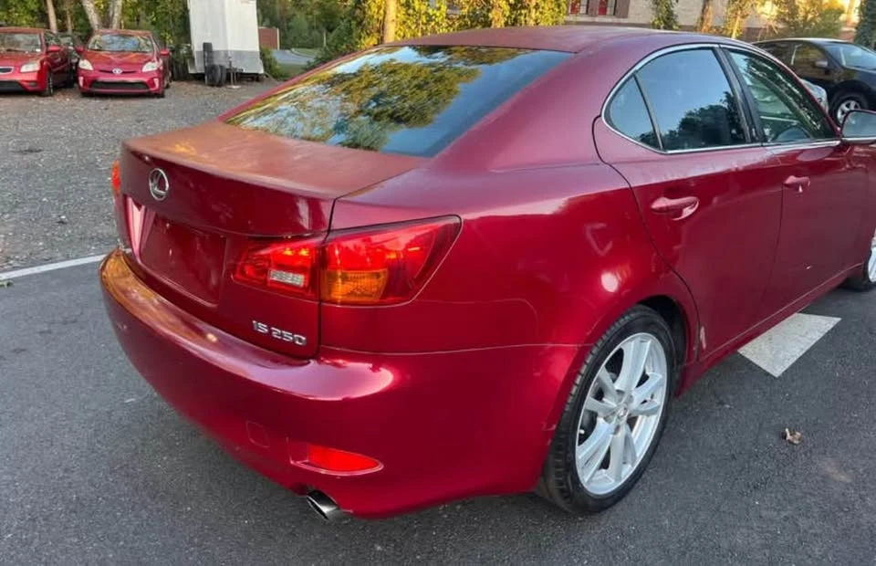 2006 Lexus IS 2nd Gen - Image 9 of 17