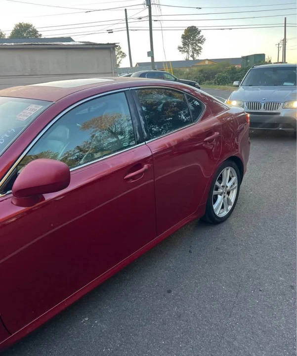 2006 Lexus IS 2nd Gen - Image 3 of 17
