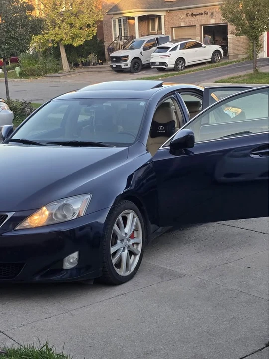 2006 Lexus IS 2nd Gen - Image 11 of 16