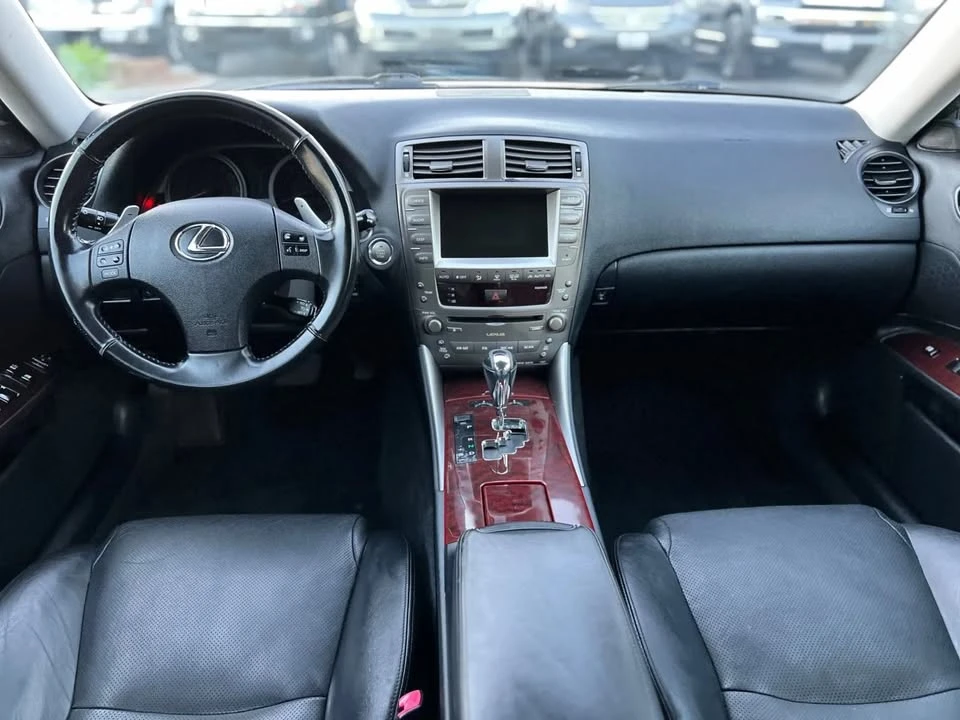2006 Lexus IS 2nd Gen - Image 11 of 14