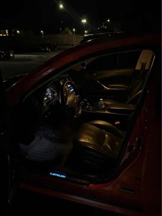 2006 Lexus IS 2nd Gen - Image 11 of 11