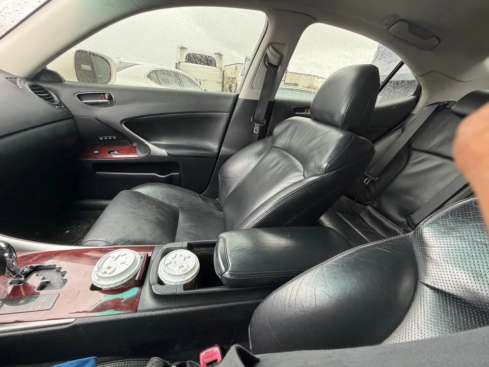 2006 Lexus IS 2nd Gen - Image 6 of 6