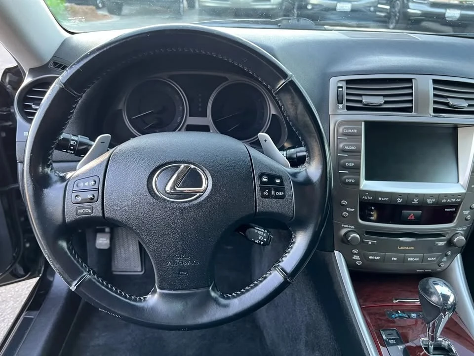 2006 Lexus IS 2nd Gen - Image 12 of 14