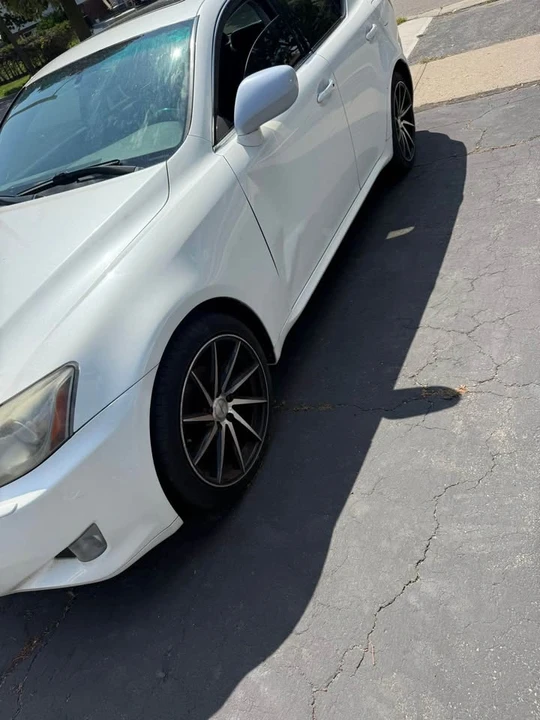 2006 Lexus IS 2nd Gen - Image 2 of 6