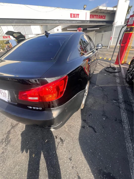 2006 Lexus IS 2nd Gen - Image 5 of 9