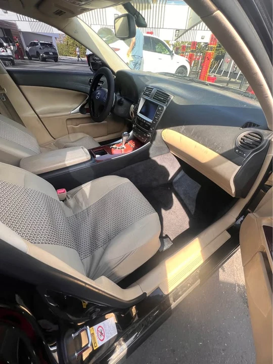 2006 Lexus IS 2nd Gen - Image 7 of 9
