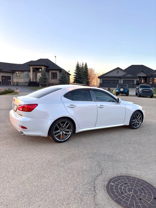 2006 Lexus IS 2nd Gen - Image 4 of 9