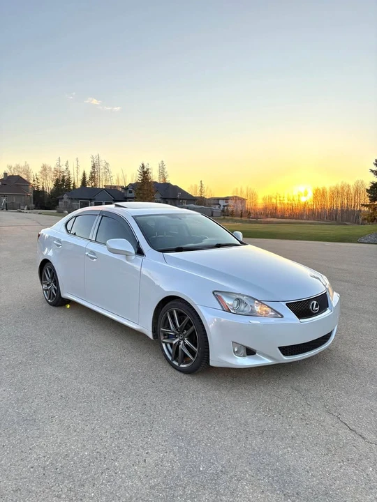 2006 Lexus IS 2nd Gen - Image 5 of 9