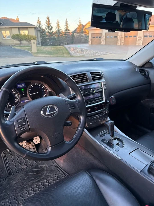 2006 Lexus IS 2nd Gen - Image 7 of 9