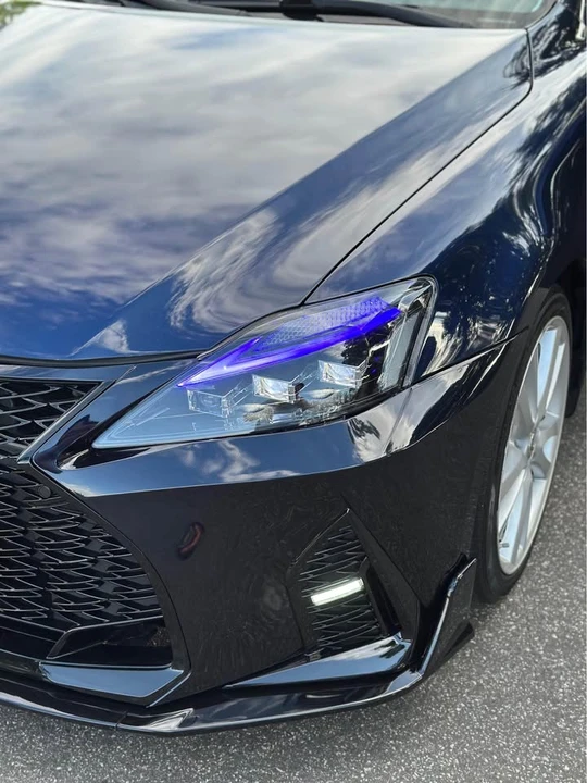 2006 Lexus IS 2nd Gen - Image 3 of 19
