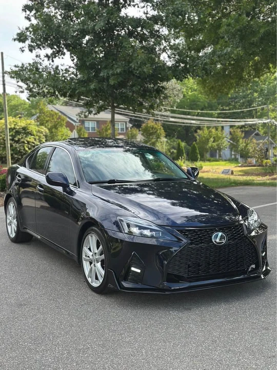 2006 Lexus IS 2nd Gen - Image 2 of 19
