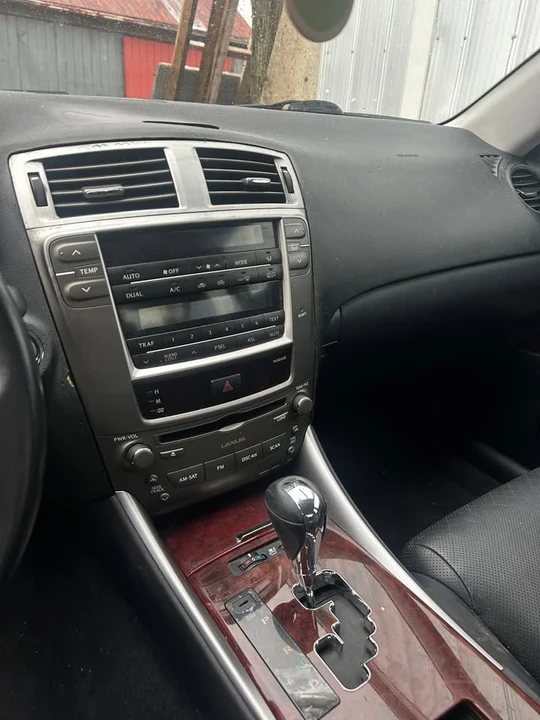 2006 Lexus IS 2nd Gen - Image 4 of 5
