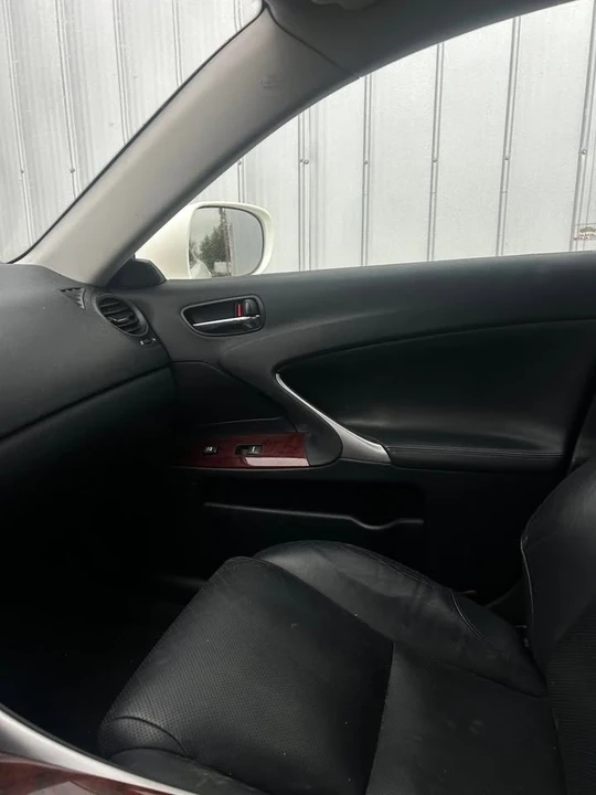 2006 Lexus IS 2nd Gen - Image 5 of 5