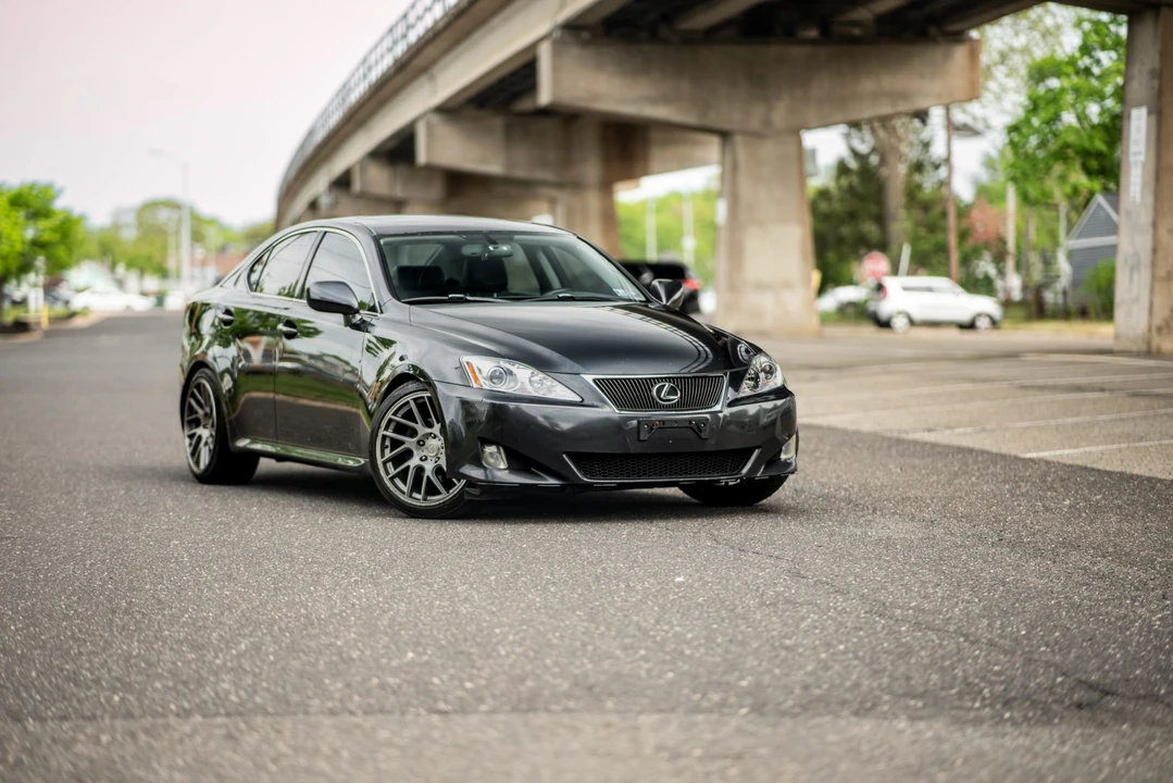 2006 Lexus IS 2nd Gen - Image 9 of 31