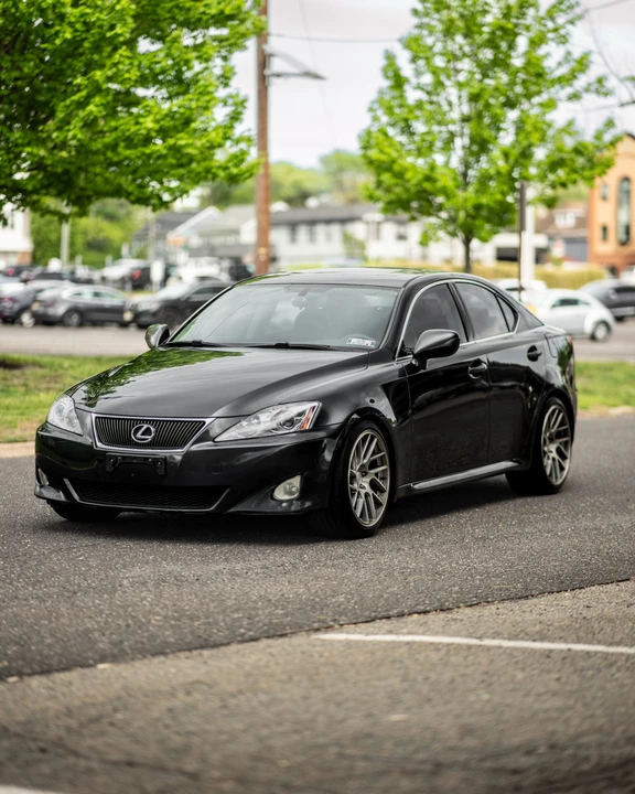 2006 Lexus IS 2nd Gen - Image 5 of 31