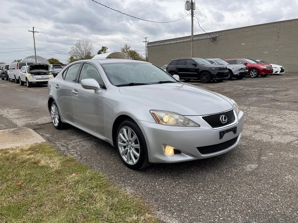 2006 Lexus IS 2nd Gen - Image 6 of 19