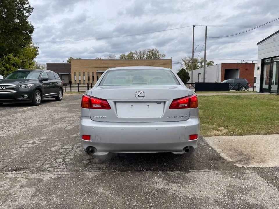 2006 Lexus IS 2nd Gen - Image 4 of 19