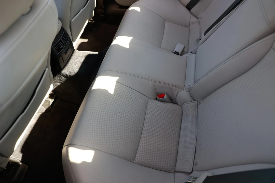 2006 Lexus IS 2nd Gen - Image 10 of 12
