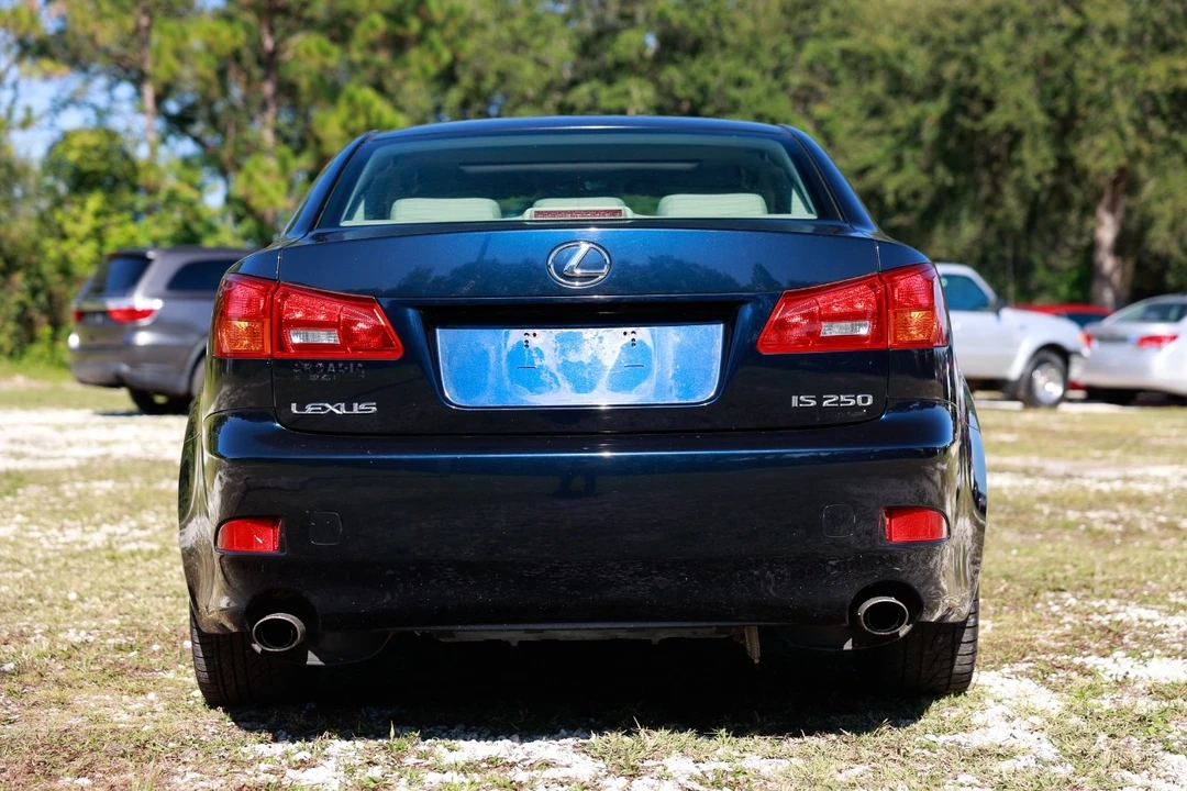 2006 Lexus IS 2nd Gen - Image 7 of 12