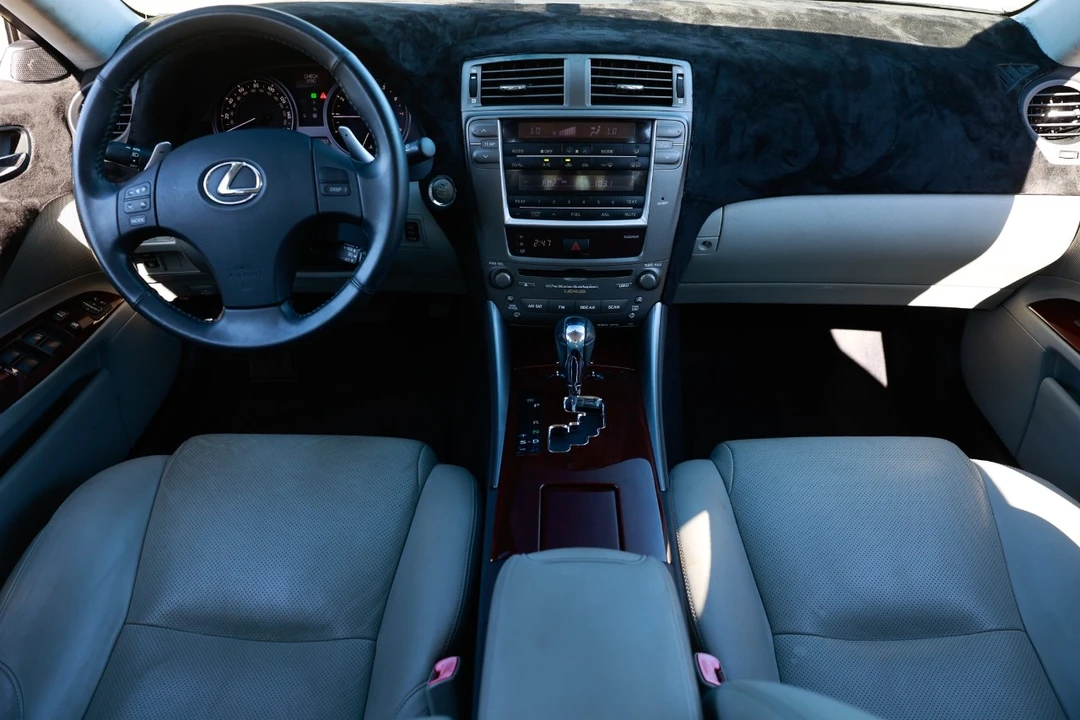2006 Lexus IS 2nd Gen - Image 2 of 12