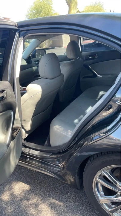 2006 Lexus IS 2nd Gen - Image 7 of 11