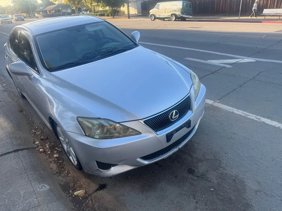 2006 Lexus IS 2nd Gen - Image 6 of 8