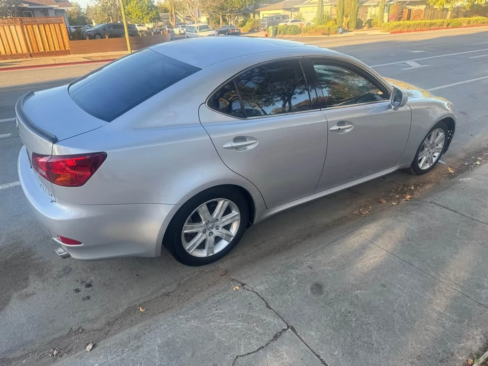 2006 Lexus IS 2nd Gen - Image 5 of 8