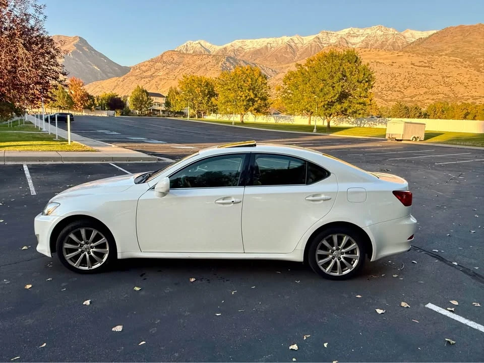 2006 Lexus IS 2nd Gen - Image 4 of 7