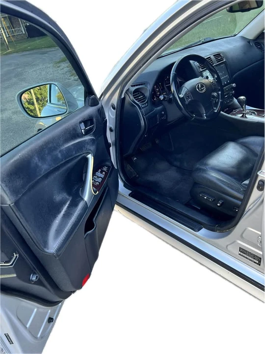 2006 Lexus IS 2nd Gen - Image 3 of 9