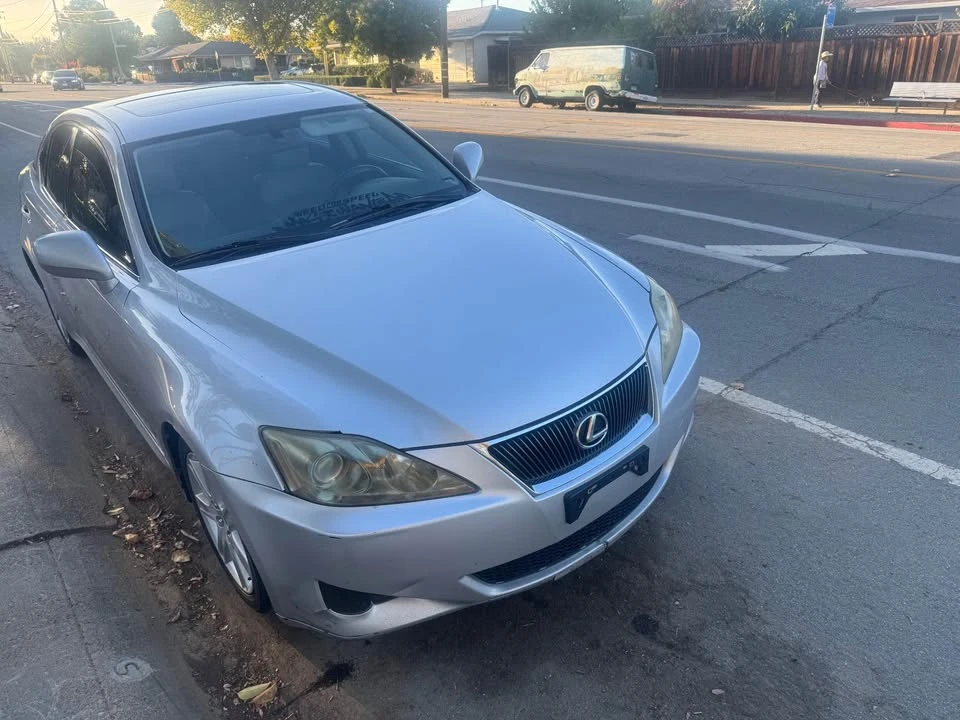 2006 Lexus IS 2nd Gen - Image 3 of 8